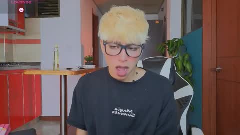 Snapshot of taichi_bluy chatting on 15, 2, 2026 taichi online show from 15, 2, 2026