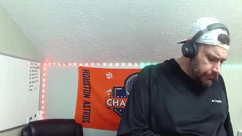 TaintNuzzler online show from 16, 2, 2025