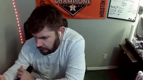 TaintNuzzler online show from 9, 9, 2025