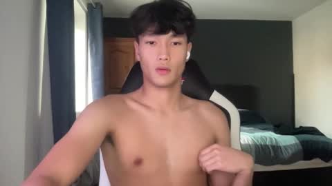 Snapshot of taiob283 chatting on 19, 11, 2025 Ben online show from 19, 11, 2025