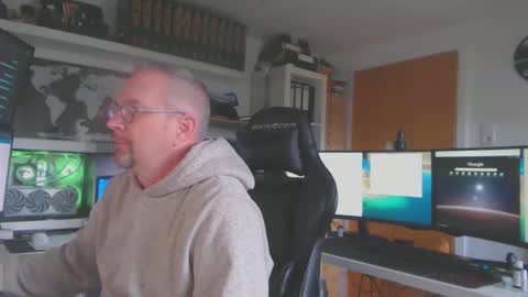 Snapshot of taipan6666 chatting on 3, 1, 2025 Oliver online show from 3, 1, 2025