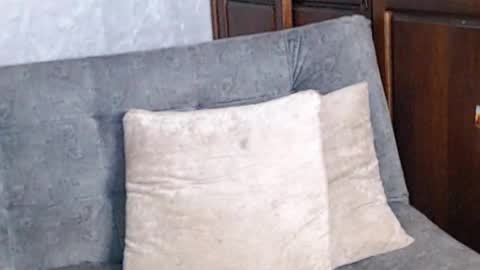 Tairon Tucke online show from 22, 1, 2025