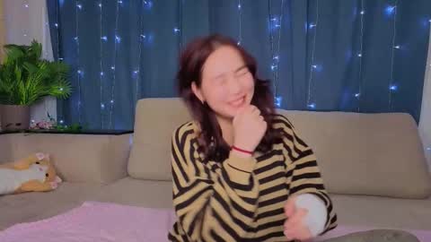 Soo Ying online show from 13, 12, 2025