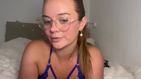 Talia online show from 28, 9, 2025