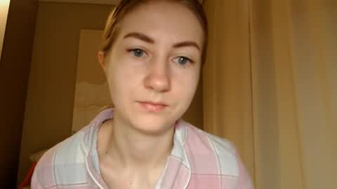  Kira  online show from 3, 2, 2025