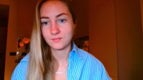  Kira  online show from 13, 11, 2025