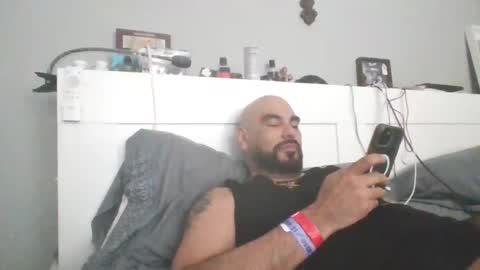 Snapshot of talllatino310 chatting on 18, 1, 2025 talllatino310 online show from 18, 1, 2025