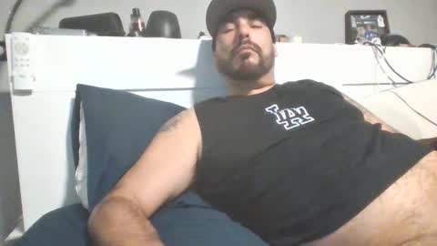 Snapshot of talllatino310 chatting on 7, 10, 2025 talllatino310 online show from 7, 10, 2025