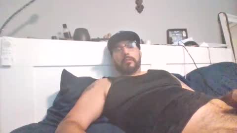 Snapshot of talllatino310 chatting on 6, 11, 2025 talllatino310 online show from 6, 11, 2025