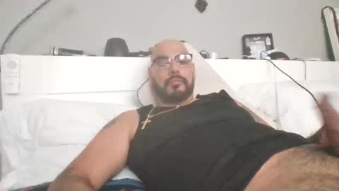 Snapshot of talllatino310 chatting on 8, 11, 2025 talllatino310 online show from 8, 11, 2025