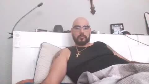 Snapshot of talllatino310 chatting on 9, 11, 2025 talllatino310 online show from 9, 11, 2025