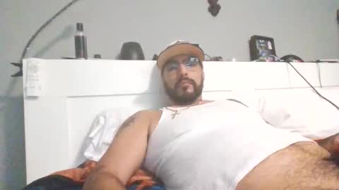 Snapshot of talllatino310 chatting on 13, 11, 2025 talllatino310 online show from 13, 11, 2025