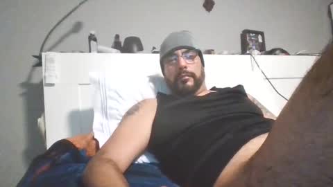 Snapshot of talllatino310 chatting on 20, 11, 2025 talllatino310 online show from 20, 11, 2025