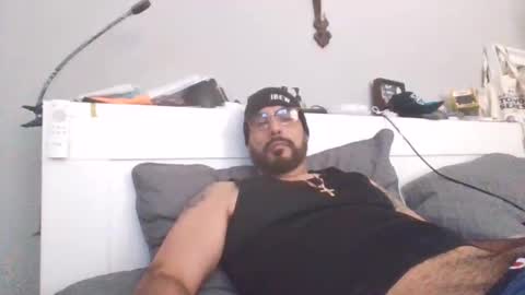 Snapshot of talllatino310 chatting on 14, 1, 2026 talllatino310 online show from 14, 1, 2026