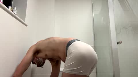 Snapshot of tallpaul_12345 chatting on 16, 3, 2026 Tall Paul online show from 16, 3, 2026