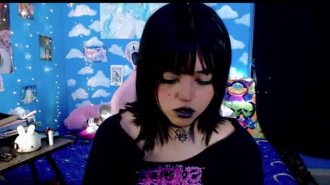 Alejandra Independent model online show from 3, 4, 2026