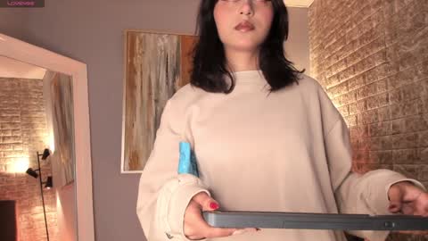 Snapshot of tamara_aluna chatting on 15, 1, 2025 Tami online show from 15, 1, 2025