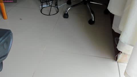 Snapshot of tamara_serra__ chatting on 14, 9, 2025 TAMARA SERRA online show from 14, 9, 2025