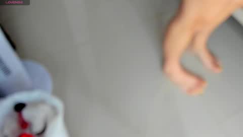 Snapshot of tamara_serra__ chatting on 12, 10, 2025 TAMARA SERRA online show from 12, 10, 2025