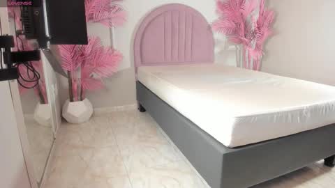 tamaramilleer online show from 15, 2, 2026