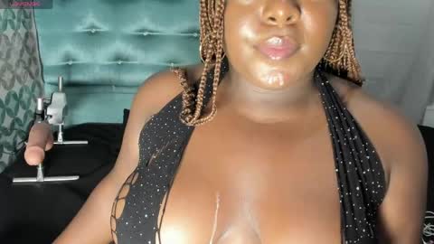 tamaramilleer online show from 17, 4, 2026