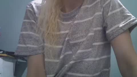 Snapshot of tamesbury chatting on 8, 7, 2026 tamesbury online show from 8, 7, 2026