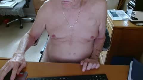 Snapshot of tampaman345 chatting on 2, 5, 2026 tampaman345 online show from 2, 5, 2026