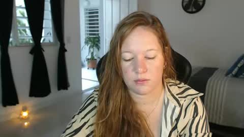 Snapshot of tamy_shine87 chatting on 23, 3, 2026 Im Samy online show from 23, 3, 2026