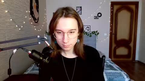 Snapshot of tangerine4dreams chatting on 17, 2, 2025 Milena Kuprianova online show from 17, 2, 2025