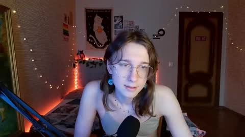 Snapshot of tangerine4dreams chatting on 22, 2, 2025 Milena Kuprianova online show from 22, 2, 2025