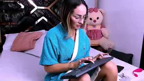 Tania online show from 10, 4, 2026