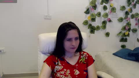 Snapshot of taniadevil_69 chatting on 29, 10, 2025 Tania online show from 29, 10, 2025