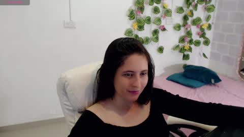 Snapshot of taniadevil_69 chatting on 6, 11, 2025 Tania online show from 6, 11, 2025