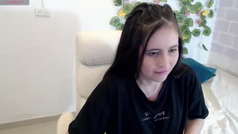 Snapshot of taniadevil_69 chatting on 29, 11, 2025 Tania online show from 29, 11, 2025