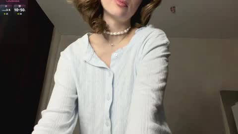 Mia online show from 9, 4, 2026