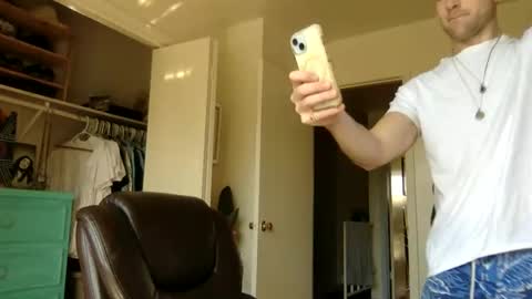 Dr. Love online show from 4, 2, 2026