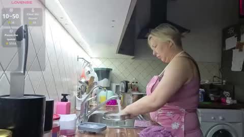 Snapshot of tasha__moon chatting on 16, 2, 2026 Tasha Moon online show from 16, 2, 2026