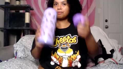 Tastee Kitty online show from 30, 10, 2025