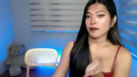   online show from 3, 2, 2025