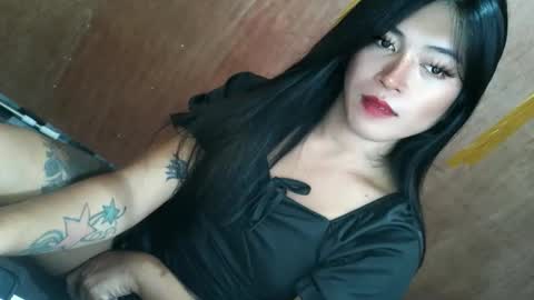   online show from 8, 10, 2025