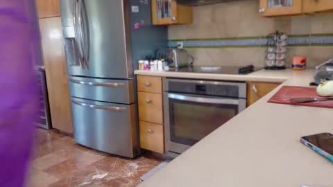 veronicabrian online show from 4, 3, 2026