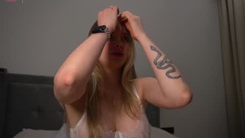 Im Sabrina NEXT LIVE  Tuesday online show from 21, 3, 2026