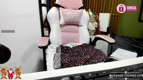 Snapshot of tatiana_vegha chatting on 15, 12, 2024 i am tatiana online show from 15, 12, 2024