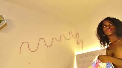 Snapshot of tatixxxvega chatting on 1, 11, 2025 tatix online show from 1, 11, 2025