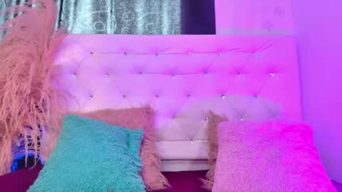 Snapshot of tatixxxvega chatting on 8, 6, 2026 tatix online show from 8, 6, 2026