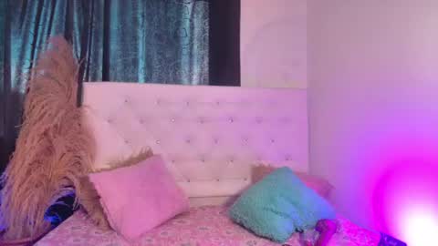 Snapshot of tatixxxvega chatting on 17, 6, 2026 tatix online show from 17, 6, 2026