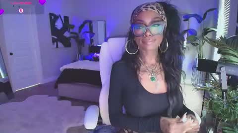 Snapshot of tatted_vixen chatting on 12, 6, 2026 Tatted Queen online show from 12, 6, 2026