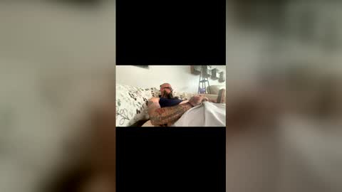 Snapshot of tatteddood84 chatting on 7, 6, 2026 tatteddood84 online show from 7, 6, 2026
