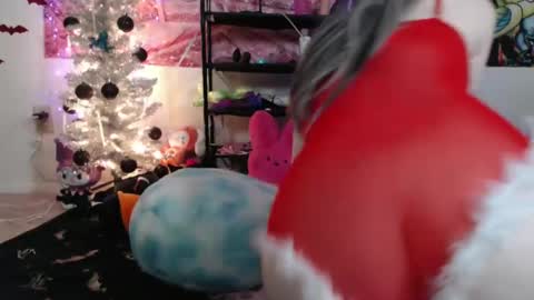 Snapshot of tattedthickandpretty chatting on 7, 12, 2024 TattedThickandPretty online show from 7, 12, 2024