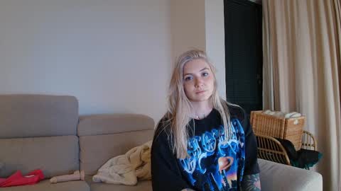 tattoobbgirl online show from 28, 3, 2026